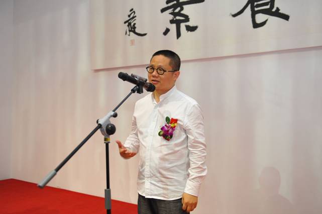 AG8Æì½¢Ìü¡¤(Öйú)¼¯ÍÅ