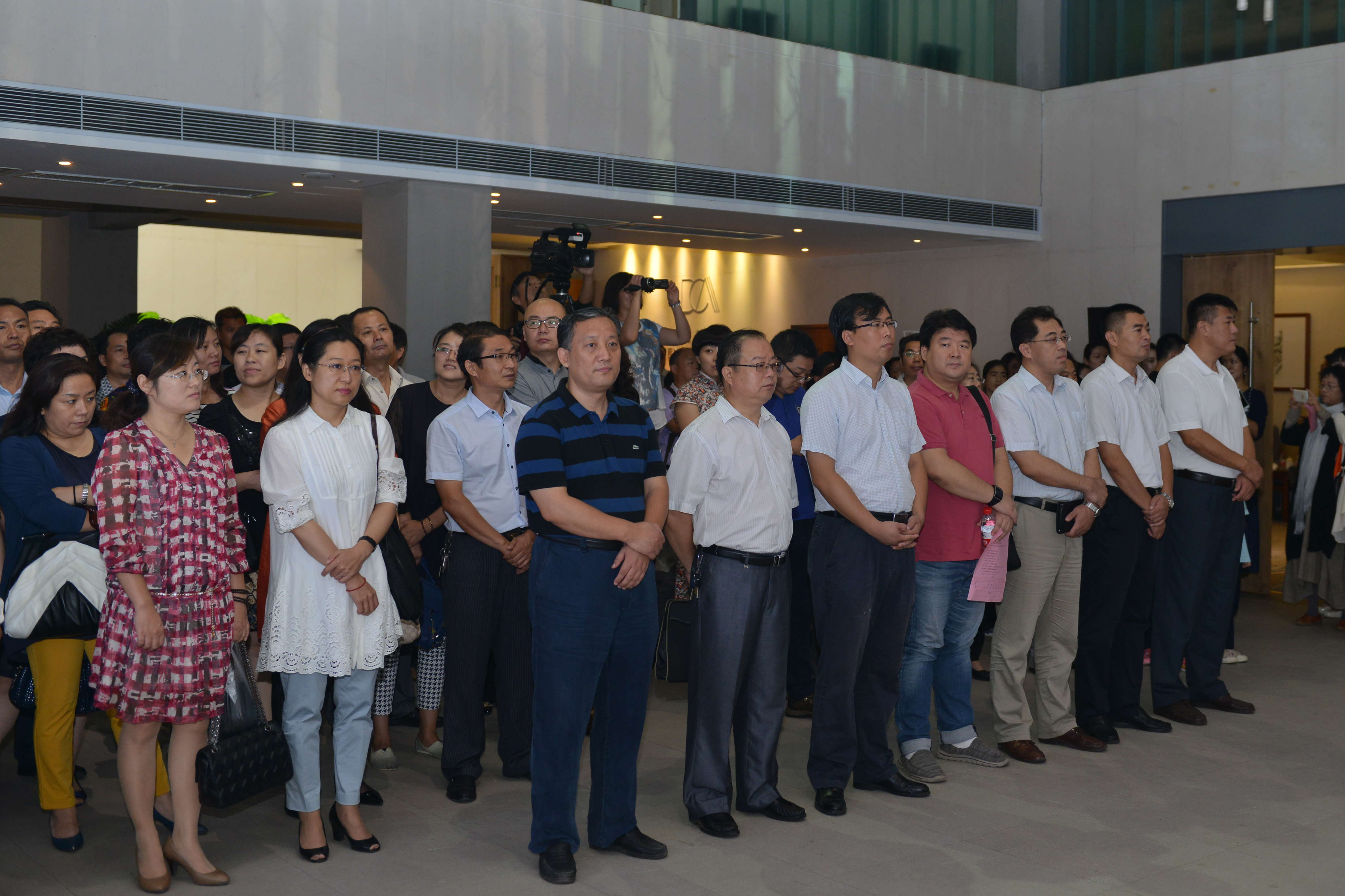 AG8Æì½¢Ìü¡¤(Öйú)¼¯ÍÅ