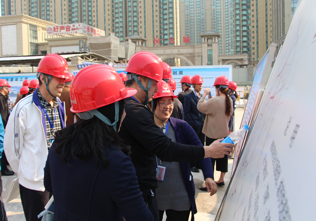 AG8Æì½¢Ìü¡¤(Öйú)¼¯ÍÅ