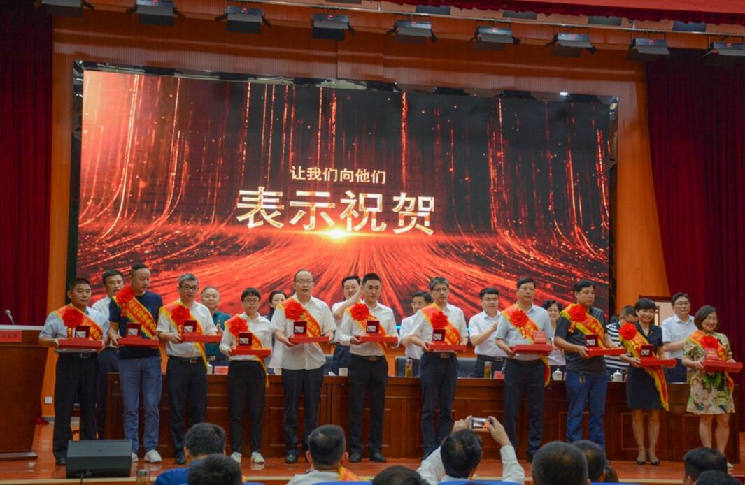 AG8�콢����(�й�)����